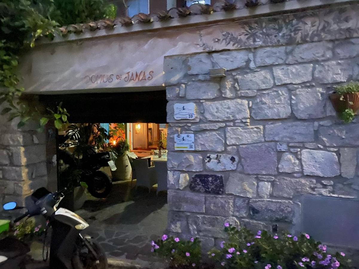 B&B Domus De Janas Gonnesa Exterior foto